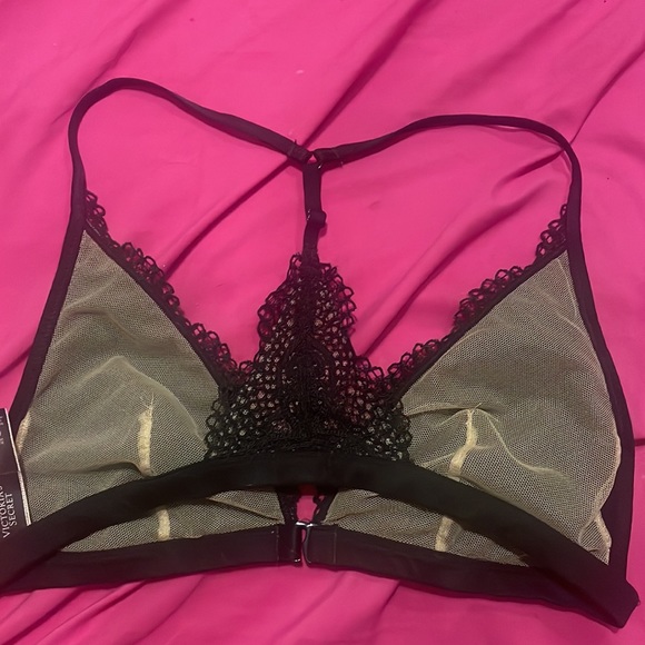 Lace t back bra - Picture 3 of 3